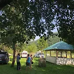 Bed & Breakfast Peraj *