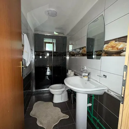 Bed & Breakfast Peraj Vermosh