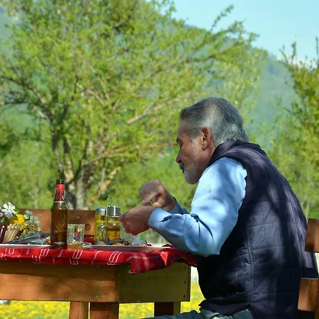 Peraj Bed & Breakfast