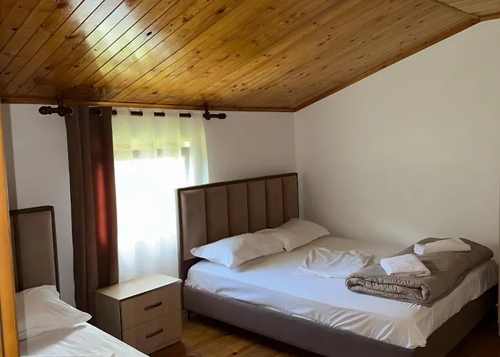 Peraj Bed & Breakfast *